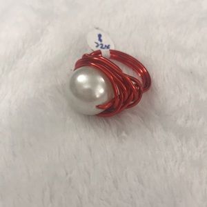 Red wire ring with large white pearl bead size 8